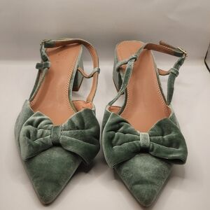 ASOS DESIGN Wide Fit Suzy bow slingback mid heeled shoes in green Size 9